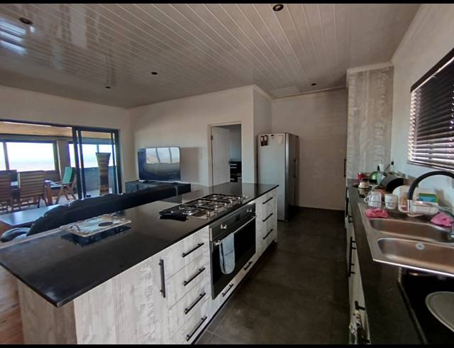 2 BEDROOM HOUSE FOR SALE IN BAYVIEW